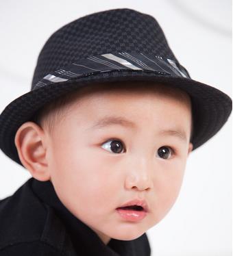 姓黄的名字独特好听男孩