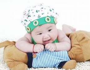姓黄男孩起名霸气